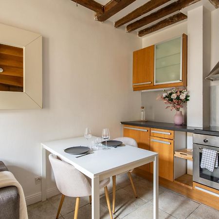 Geranimus 36B : Hearth Of Paris Apartment Ngoại thất bức ảnh