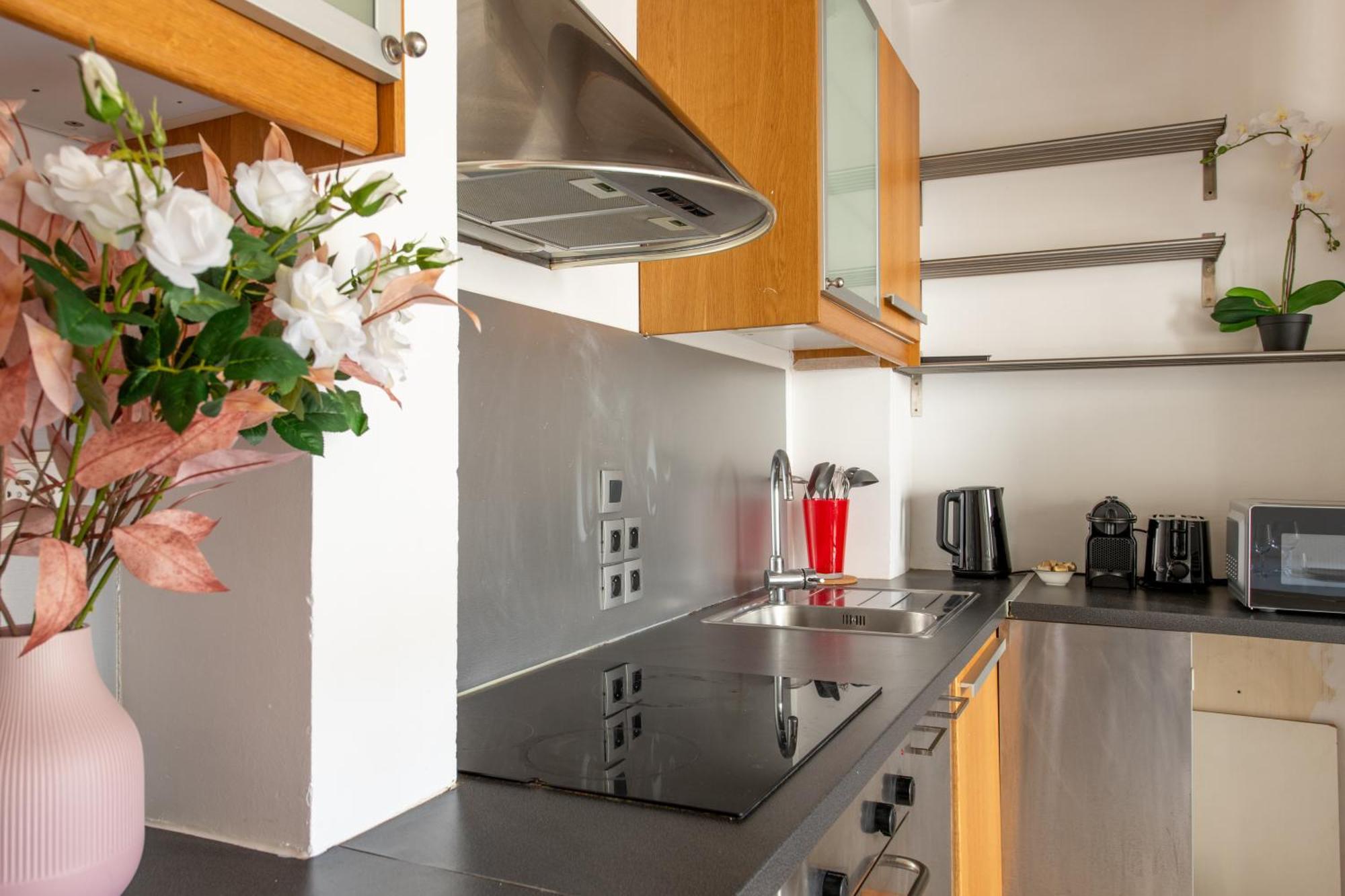 Geranimus 36B : Hearth Of Paris Apartment Ngoại thất bức ảnh
